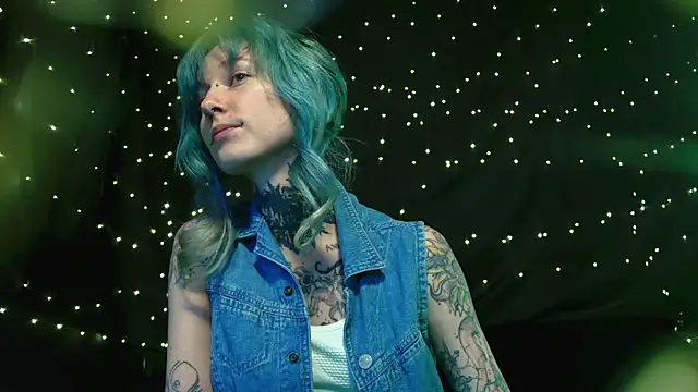 Littlespacemouse online show from December 1, 6:13 pm