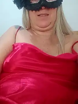 Snapshot of titiasexy chatting on May 3, 10:49 pm titiasexy online show from May 3, 10:49 pm