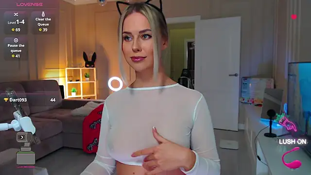 Snapshot of SexyyEvelyn chatting on January 27, 8:07 pm SexyyEvelyn online show from January 27, 8:07 pm