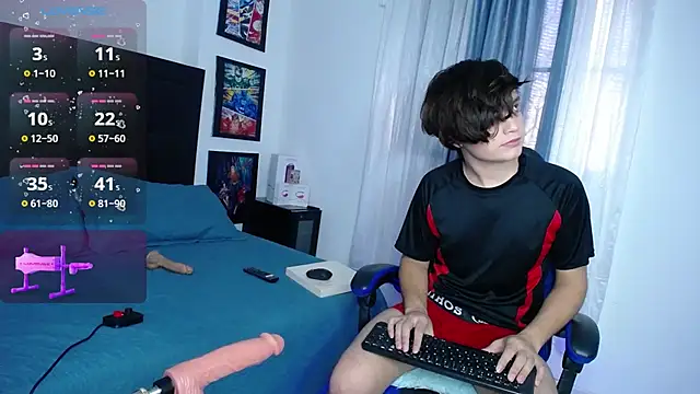 Snapshot of andyboy- chatting on October 9, 9:57 pm andyboy- online show from October 9, 9:57 pm