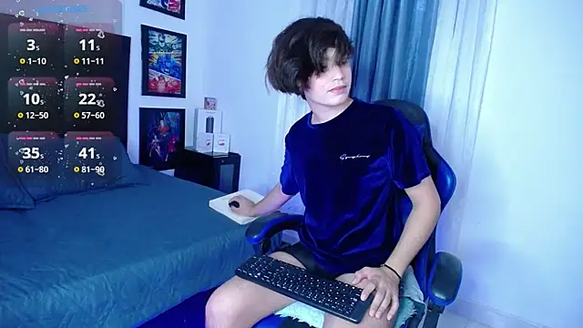 Snapshot of andyboy- chatting on October 28, 10:34 pm andyboy- online show from October 28, 10:34 pm