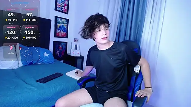 Snapshot of andyboy- chatting on October 31, 11:28 pm andyboy- online show from October 31, 11:28 pm