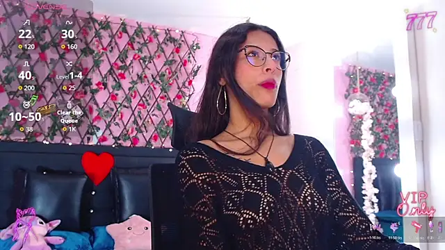 SamaraCortez online show from February 5, 7:40 pm