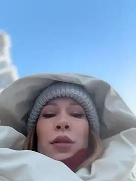 LavenderHot online show from March 1, 2:13 am