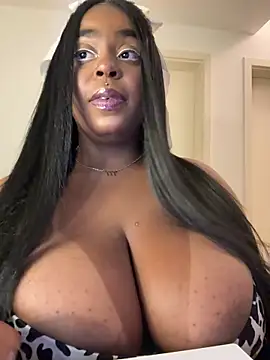 latinababyy online show from November 2, 5:43 am