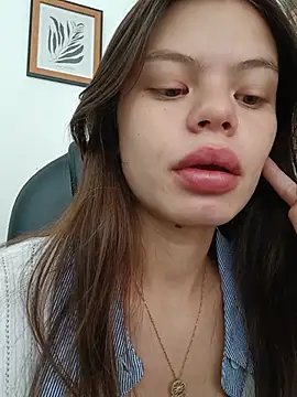 Snapshot of Violeta_12- chatting on June 26, 3:49 pm Violeta 12- online show from June 26, 3:49 pm