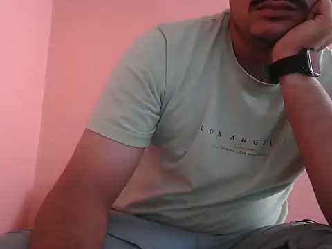 naughtymike0007 online show from March 3, 8:42 am