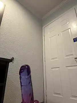 Snapshot of Gin4Cole chatting on January 24, 9:06 am Gin4Cole online show from January 24, 9:06 am