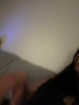 Snapshot of Gin4Cole chatting on February 20, 7:12 am Gin4Cole online show from February 20, 7:12 am