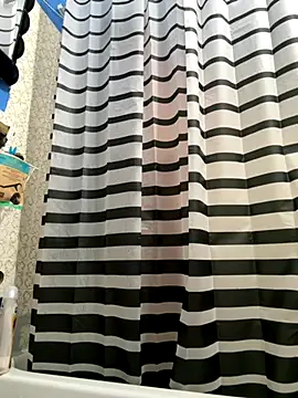 nickybaby online show from December 4, 9:45 pm