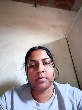 Snapshot of Giselabrunette25 chatting on February 2, 10:19 pm Giselabrunette25 online show from February 2, 10:19 pm