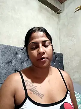 Snapshot of Giselabrunette25 chatting on February 20, 9:43 am Giselabrunette25 online show from February 20, 9:43 am
