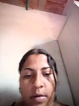 Snapshot of Giselabrunette25 chatting on March 1, 10:01 pm Giselabrunette25 online show from March 1, 10:01 pm