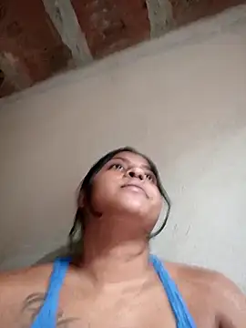 Snapshot of Giselabrunette25 chatting on March 28, 11:43 am Giselabrunette25 online show from March 28, 11:43 am