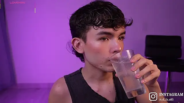 Angelo 018 online show from March 19, 3:21 am