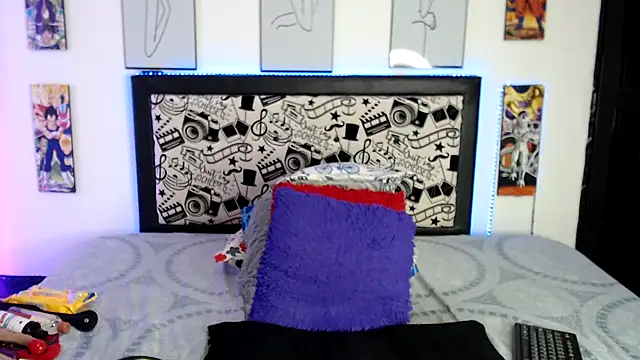 Rihana14 online show from December 3, 9:46 pm