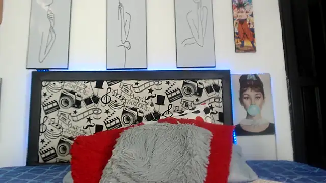 Rihana14 online show from June 2, 8:44 pm