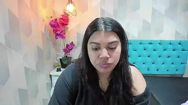 LindaBreeS online show from March 14, 3:50 pm