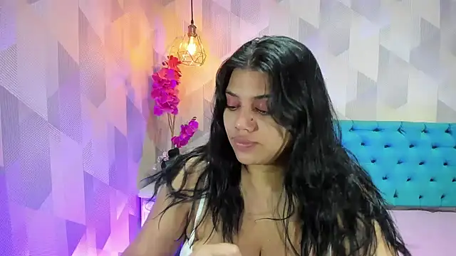 LindaBreeS online show from July 10, 2:08 pm