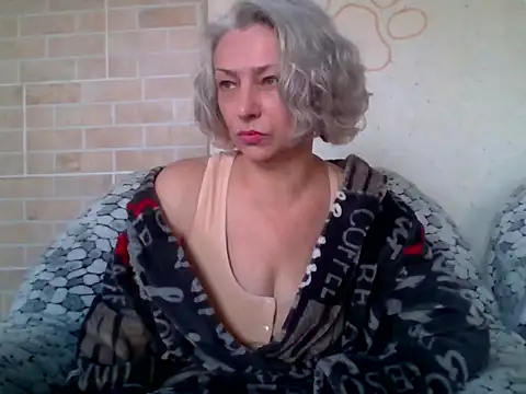 Lorie Carrie online show from April 15, 8:21 am