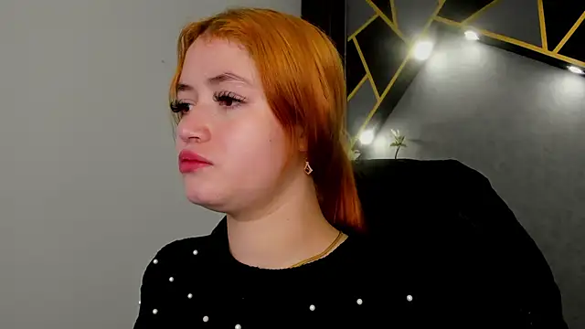 almma shy online show from January 30, 3:40 pm