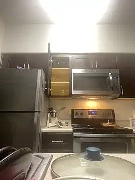 Snapshot of lolabun247 chatting on December 26, 3:10 pm lolabun247 online show from December 26, 3:10 pm