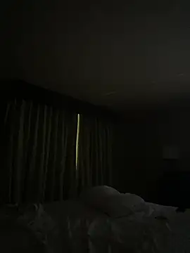 Snapshot of lolabun247 chatting on March 12, 9:44 am lolabun247 online show from March 12, 9:44 am