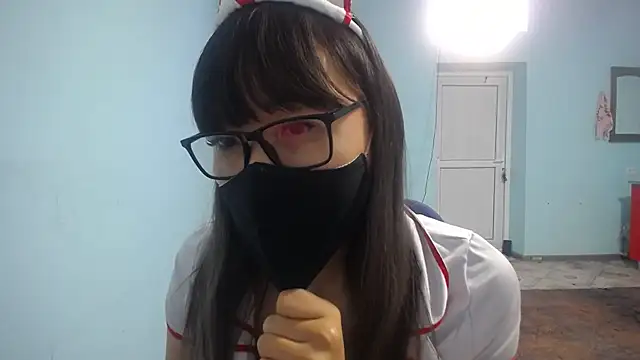 elllaaxx online show from November 2, 4:15 am