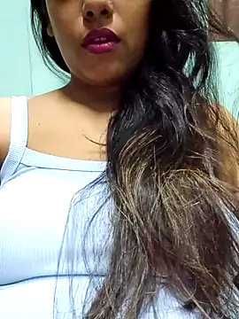 sexyindi couple online show from May 5, 12:57 pm