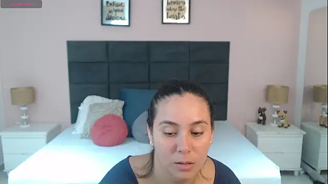 MadisonJenner online show from November 20, 3:56 pm