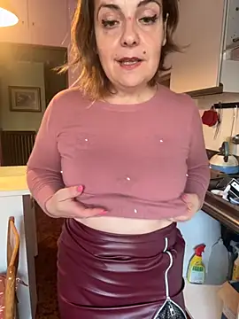 Sunbelxx online show from November 11, 9:09 am