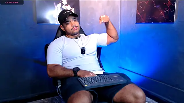 Big furry bear13 online show from October 8, 6:22 am