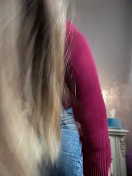 HotXMom online show from March 16, 7:34 am