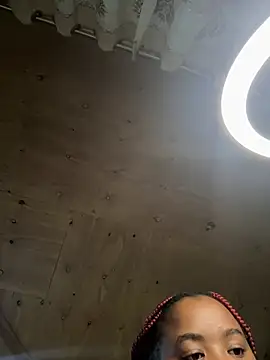 Linahlove online show from December 30, 10:12 pm