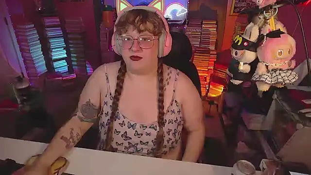 Snapshot of FatVeronica chatting on July 30, 6:07 pm FatVeronica online show from July 30, 6:07 pm