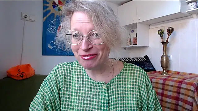 Snapshot of Zosya1111 chatting on March 8, 7:38 am Zosya1111 online show from March 8, 7:38 am