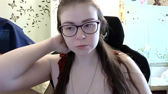 Snapshot of LucyZeph chatting on February 11, 11:21 am LucyZeph online show from February 11, 11:21 am