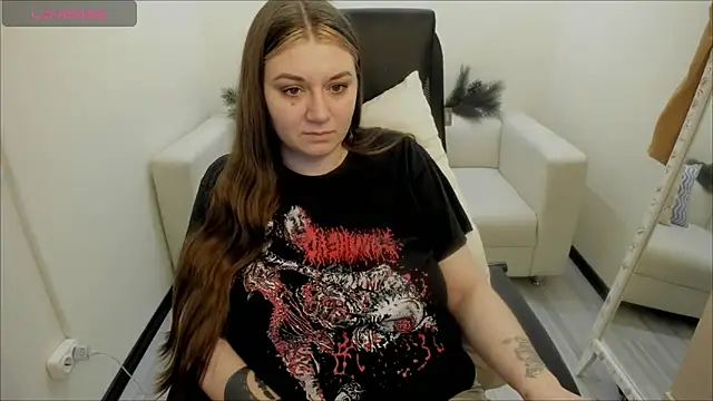 Snapshot of AlisaBacker chatting on December 27, 7:03 pm AlisaBacker online show from December 27, 7:03 pm