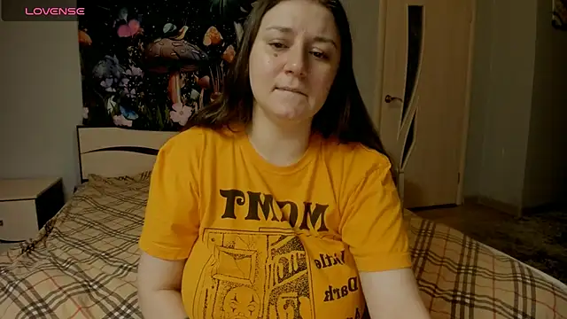 Snapshot of AlisaBacker chatting on December 13, 7:53 pm AlisaBacker online show from December 13, 7:53 pm