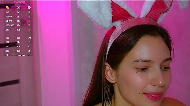 Snapshot of soffy__kisss chatting on January 24, 3:34 pm soffy  kisss online show from January 24, 3:34 pm