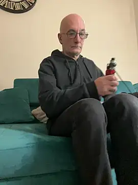 Snapshot of Sissy_Ambre chatting on February 20, 6:46 pm Sissy Ambre online show from February 20, 6:46 pm