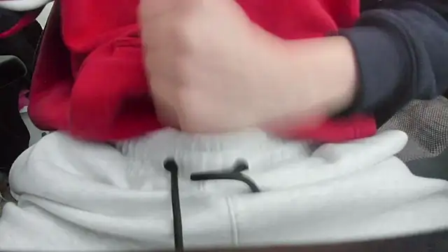 Snapshot of Luceybabb chatting on October 22, 2:06 pm Luceybabb online show from October 22, 2:06 pm