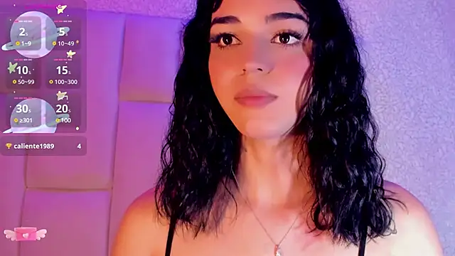 Snapshot of Summer_walkerr chatting on December 30, 3:35 pm Summer walkerr online show from December 30, 3:35 pm