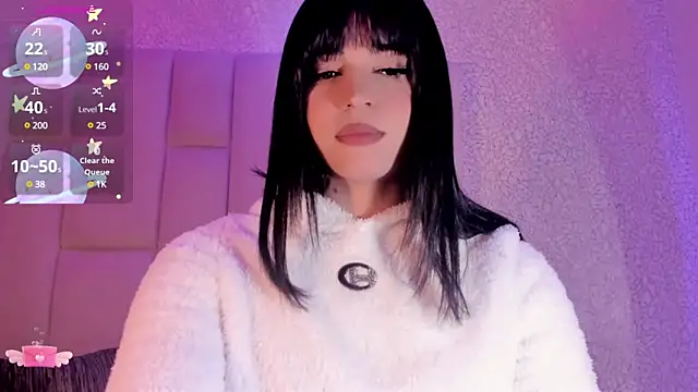 Snapshot of Summer_walkerr chatting on January 7, 12:31 pm Summer walkerr online show from January 7, 12:31 pm