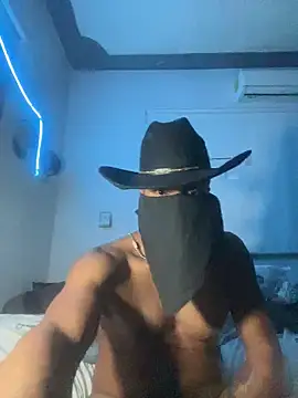 Snapshot of Capxxx chatting on November 18, 2:17 am Capxxx online show from November 18, 2:17 am