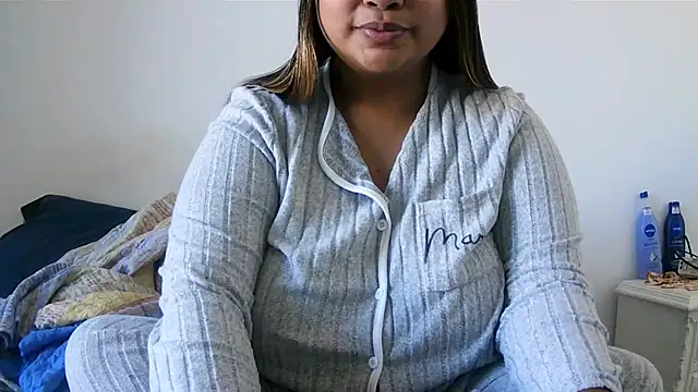 Snapshot of ArisaGonzalez chatting on October 6, 10:34 am ArisaGonzalez online show from October 6, 10:34 am