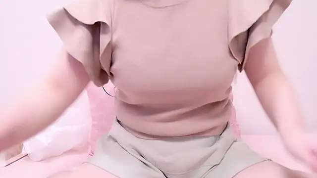 x--Miu--x online show from March 14, 10:07 am