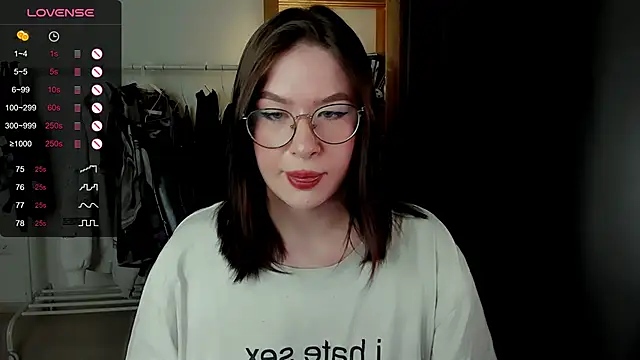 Snapshot of MyNameIsLilith chatting on March 5, 3:19 pm MyNameIsLilith online show from March 5, 3:19 pm