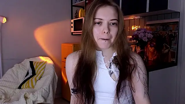 doll lol  online show from March 12, 5:30 pm