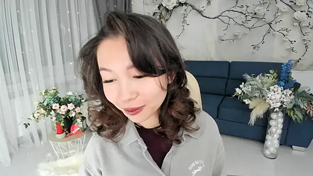 AgnieszkaBanana online show from April 14, 1:11 am